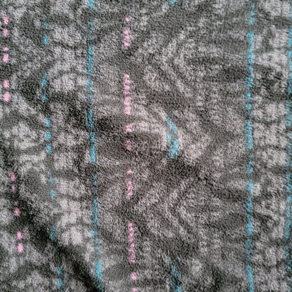 Cuddl Duds Grey Lavender Fuzzy Pajamas Size Small - Picture 3 of 10